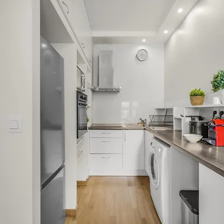 Apartment Canal Saint-martin Spacious 2br With Netflix Paris