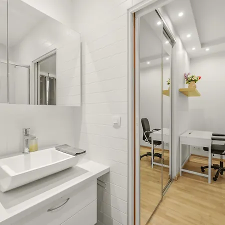 Apartment Canal Saint-martin Spacious 2br With Netflix