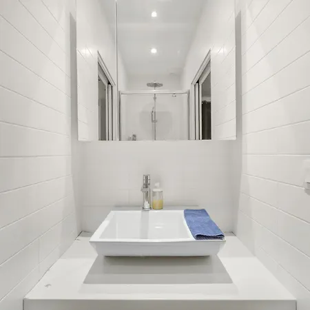 Canal Saint-martin Spacious 2br With Netflix Apartment *